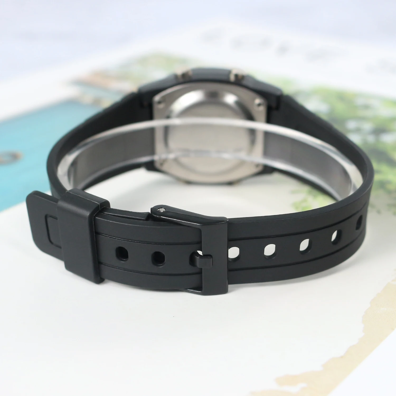 Men'S Stylish Digital Sports Watch with Alarm, 30M Waterproof, StopWatch, Perfect for Fitness Enthusiasts, Fashionable Watch