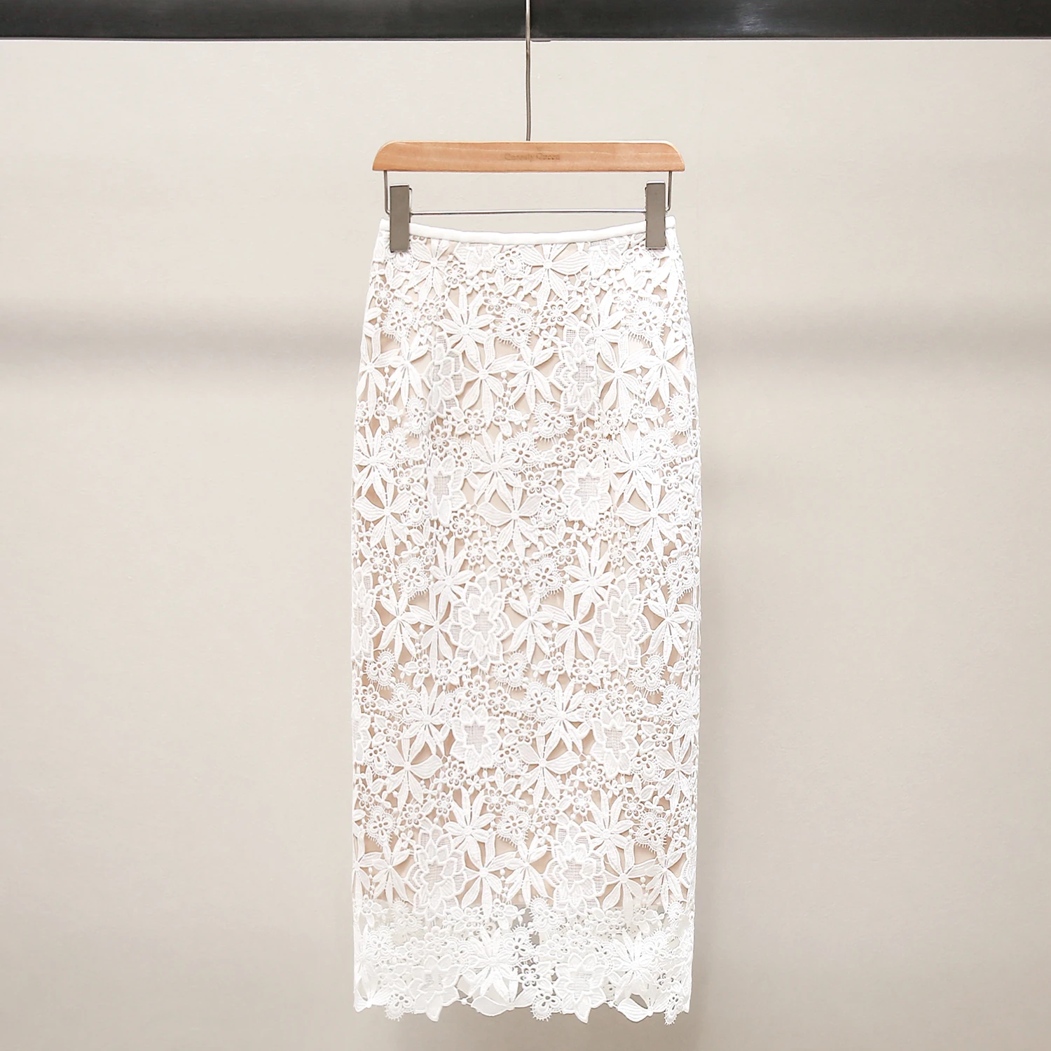 

Ele High Waist Pencil Skirt with Embroidered Lace Hollow out Design for Women Summer 2025 Faion Retro Sle