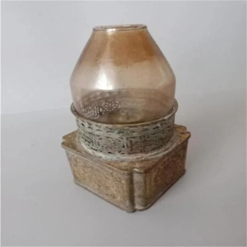 

Collections Chinese handmade brass carved bat patterns can be used for large rare oil lamp kerosene lamp home decoration collect