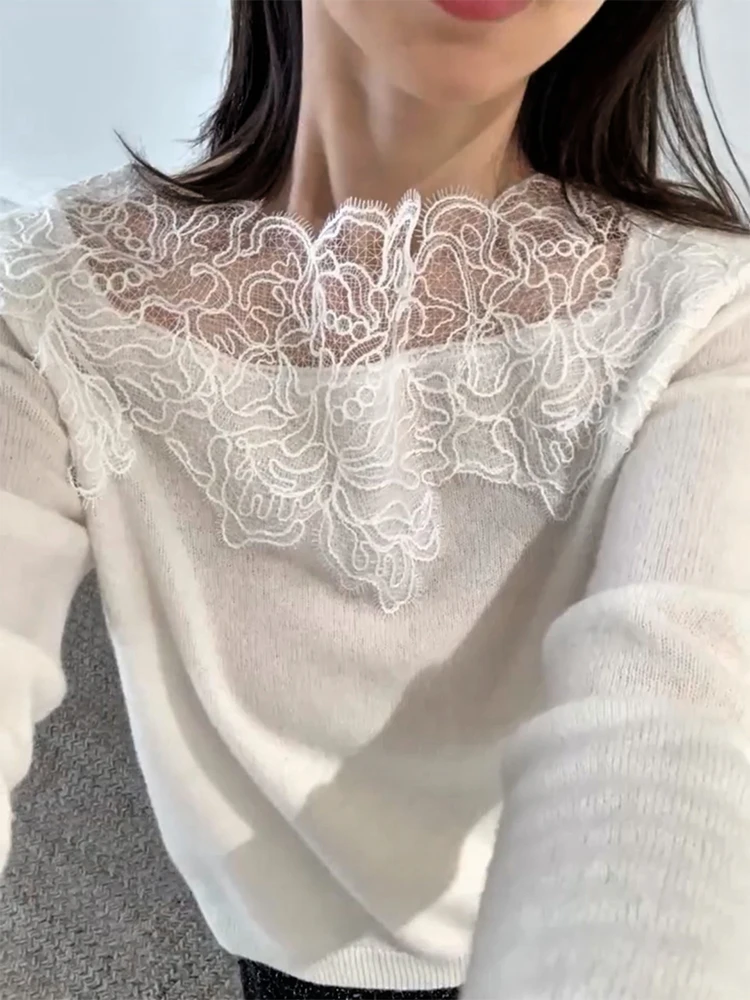 

Вязаный свитер Ele с кружевными вставками, большие размеры, стройнящий, омолаживающий эффект, женский, в стиле Gentle Wind, осень-зима, новинка