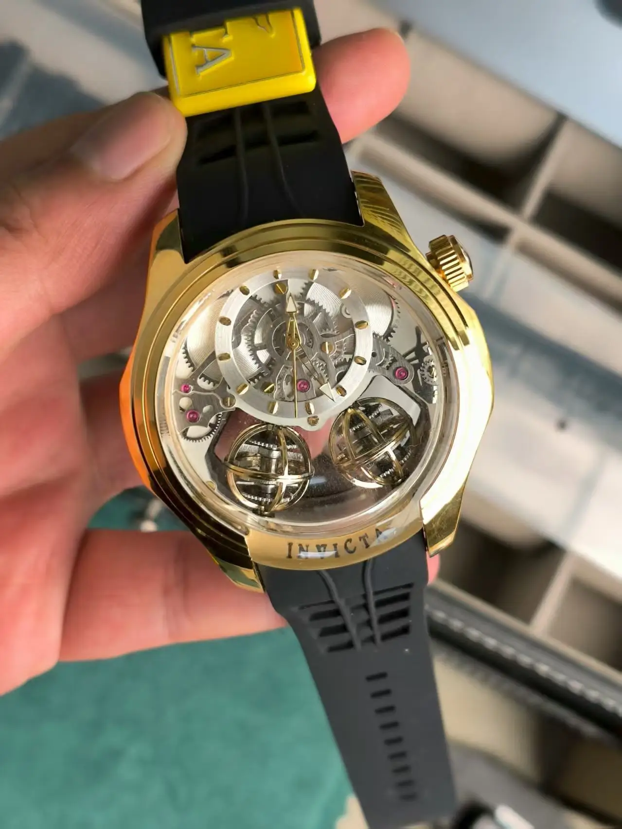 

Luxury Invincible Reserve Bolt Zeus Quartz Men watches Invicto Undefeated Hombre steel luminous water proof Silica gel Watch