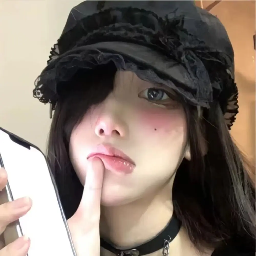 تنوعا طبقة مزدوجة الدانتيل Y2K قبعة فتاة الألفية كول الأسود الدانتيل قبعات البيريه الظلام تصميم الرسام قبعة في الهواء الطلق قبعة الشمس للكبار