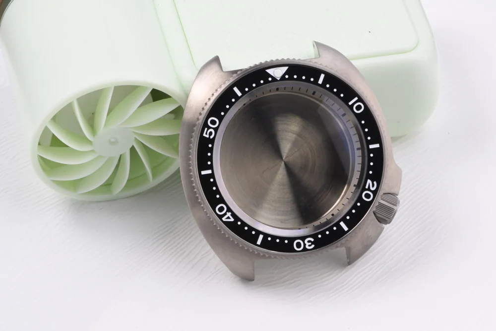 6105 Abalone Titan-Taucheruhrengehäuse, 4,2 Uhr, 28,5 mm Zifferblatt, 20 ATM wasserdicht, Saphirglas für NH35/36/4R/6R Uhrenteile – Detail 3