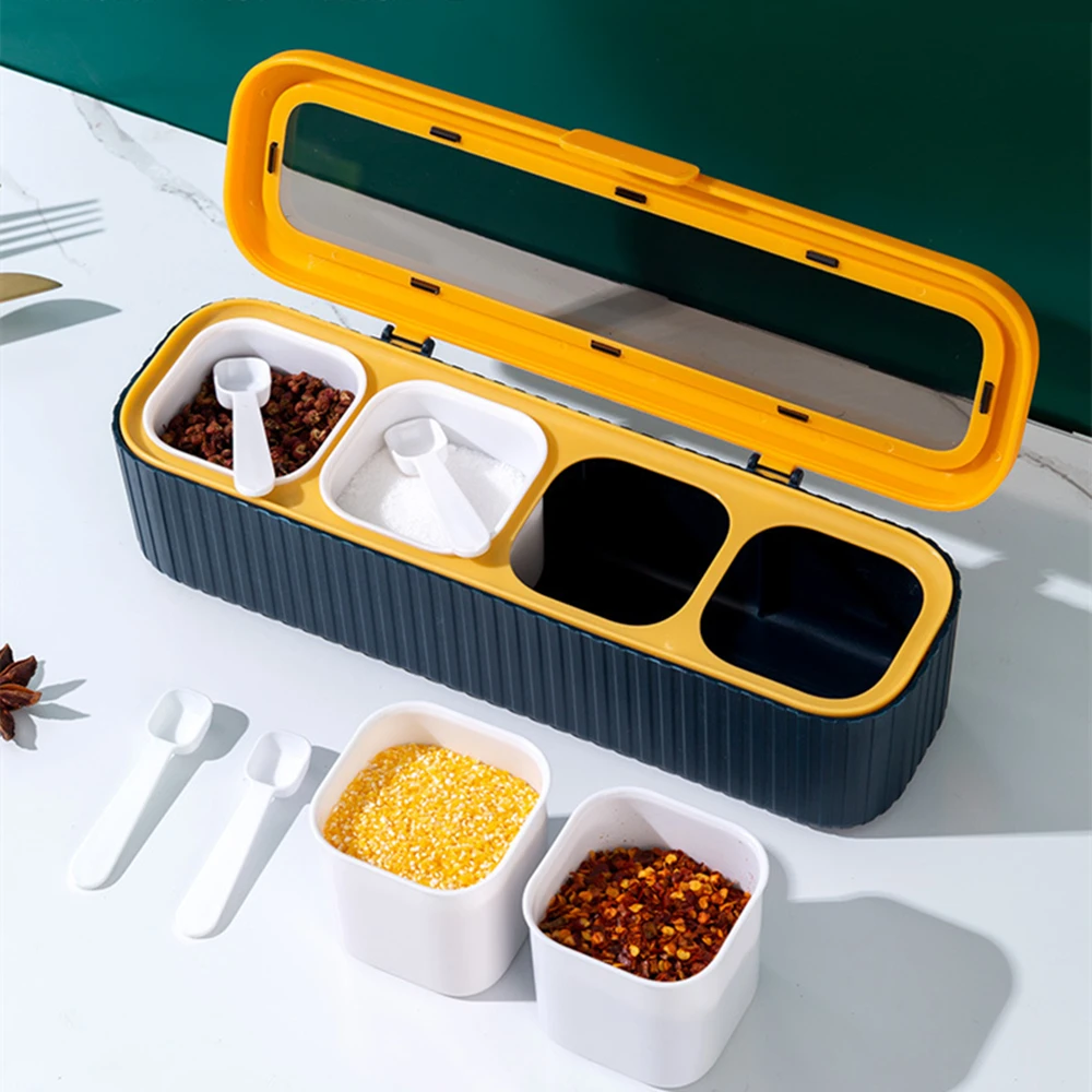 Portable Camping Seasoning Container Salt Pepper Spice Bottle Leak-Proof Condiment Storage Travel Kitchen Accessories with Lid