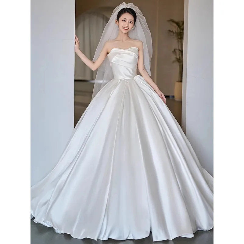 

Satin wedding dress 2024 new bride main dress French retro princess high-end strapless welcome dress.(019)