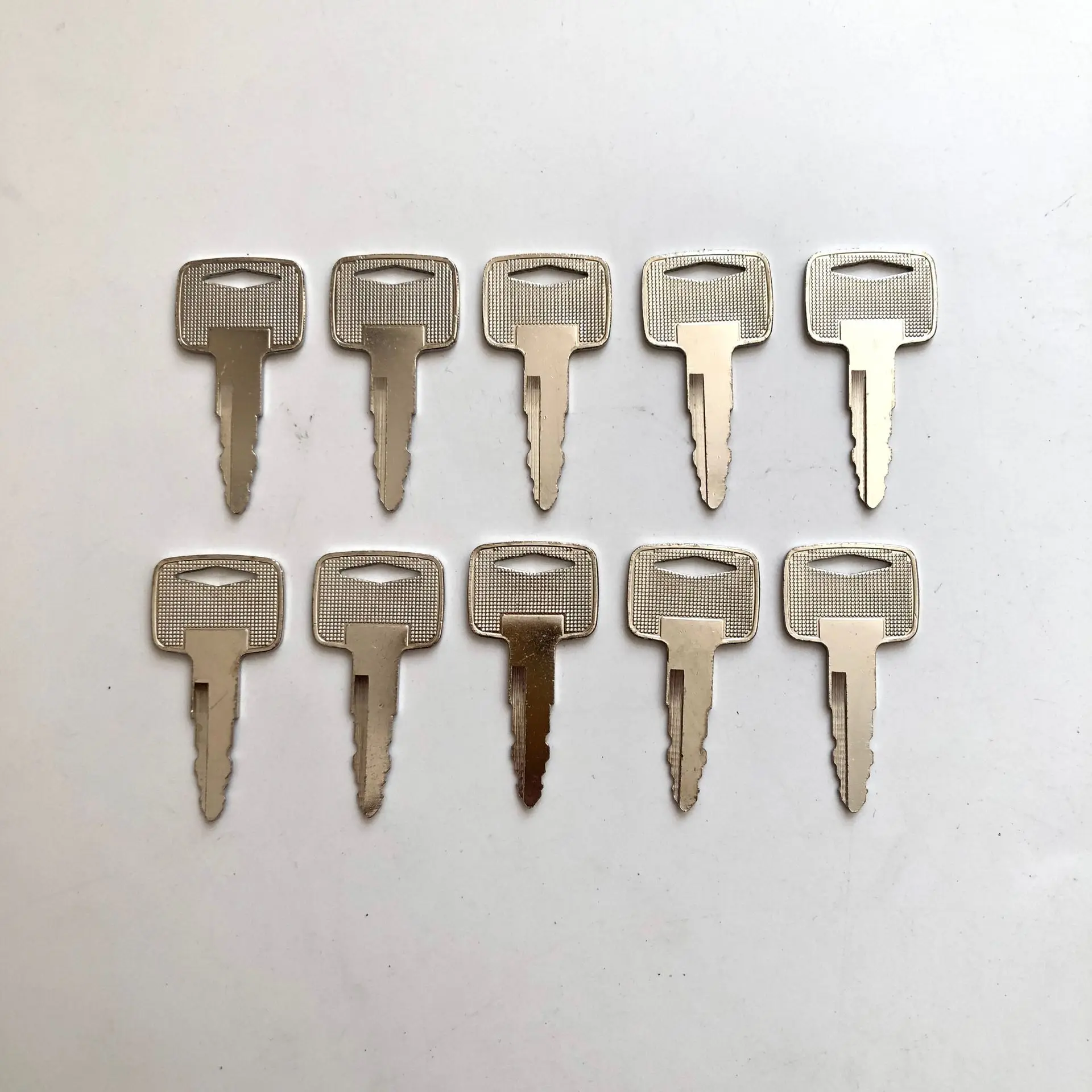 10pc Ignition Keys For Mitsubishi For CAT Forklift 91A07-01910 A5160