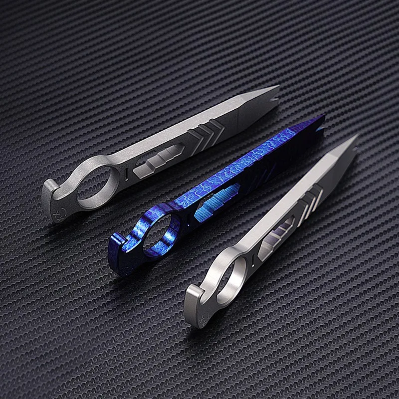 Imagem -02 - Mini Titanium Alloy Multi-function Crowbar Extrator de Unhas Portátil Chave Camping Equipment Outdoor Bottle Opener Edc Survival Tool