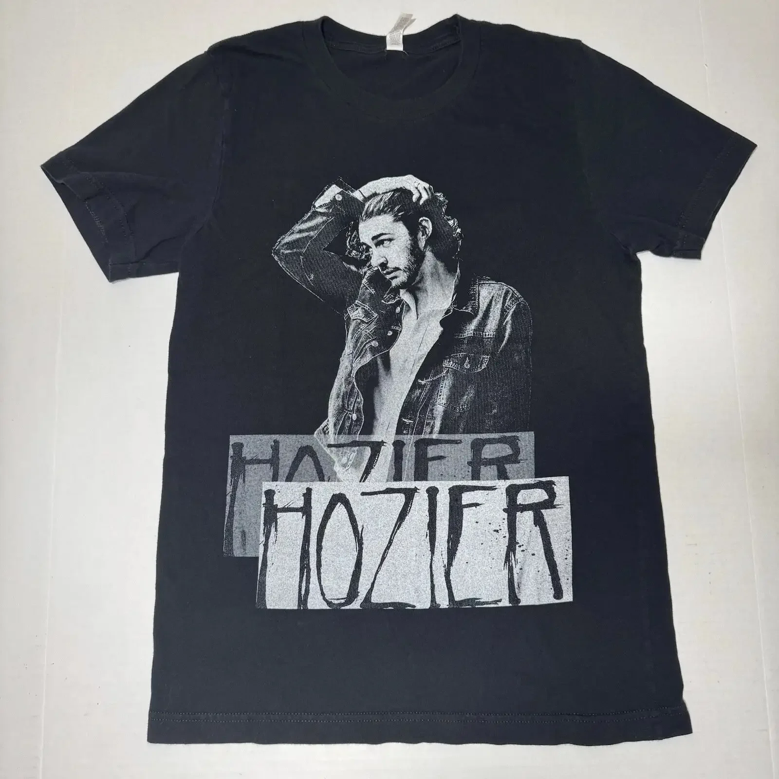 Camiseta negra con gráfico de la gira Hozier 2018, doble cara, para mujer, talla S, fechas de concierto, vintage, con gráfico ligero efecto lavado.