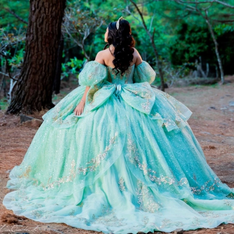 Green Shiny Ball Gown Quinceanera Dresses Gold Applique Lace Beading Crystal Bow Tull Corset Off Shoulder Sweet 16 Dress vestido