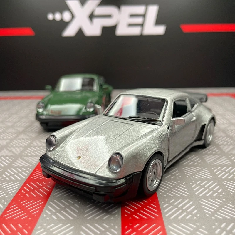 

1:36 1978 911 Turbo Diecasts Car Model Miniature Alloy Toy Pull Back Vehicle Models for Childrens Gifts