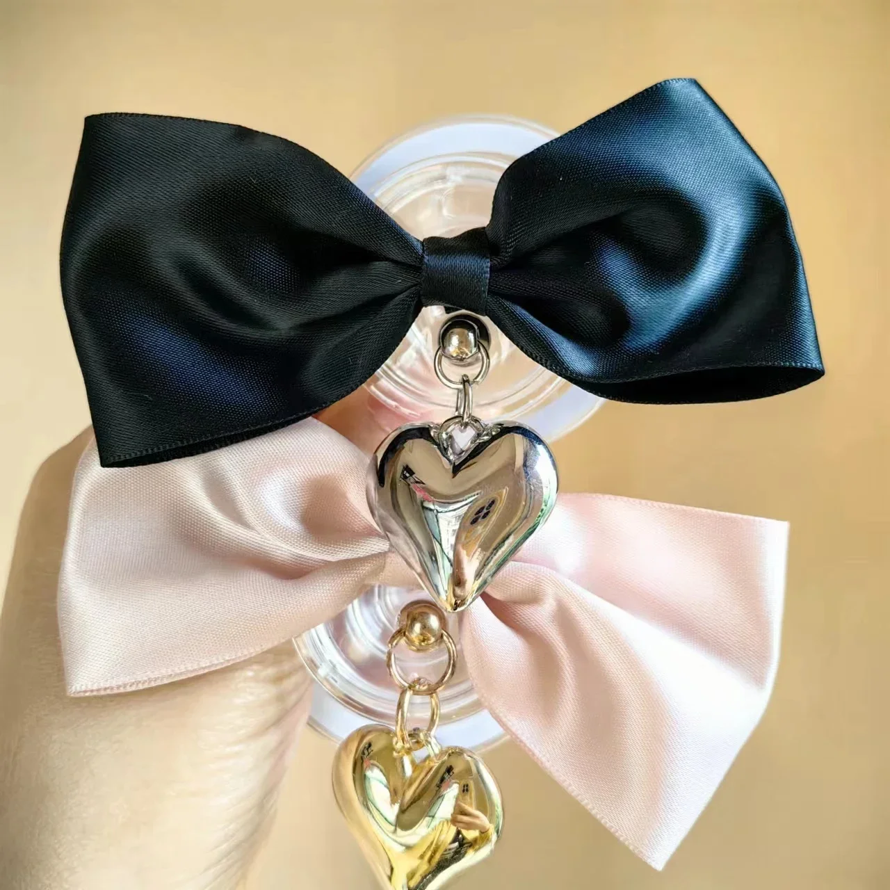 

Подвески в Корейском стиле с сердечками, бантом, магнитным держателем, ручкой, универсальный тканевый бант, умный Держатель Для Magsafe для iPhone, Samsung, розетка