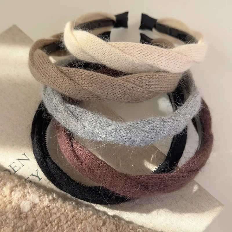 

Autumn/Winter Retro Knitted Weave Twist Headbands Plush With Teeth Non-slip Solid Hairband Womans Girl Fashion Elegant Hair Hoop