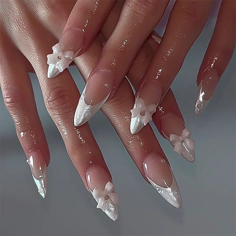 24Pcs Lace French Almond Full Cover Nails Tips Gilded Stripe with Design Fake Nails Rhinestone Wearable Press on False Nails Art