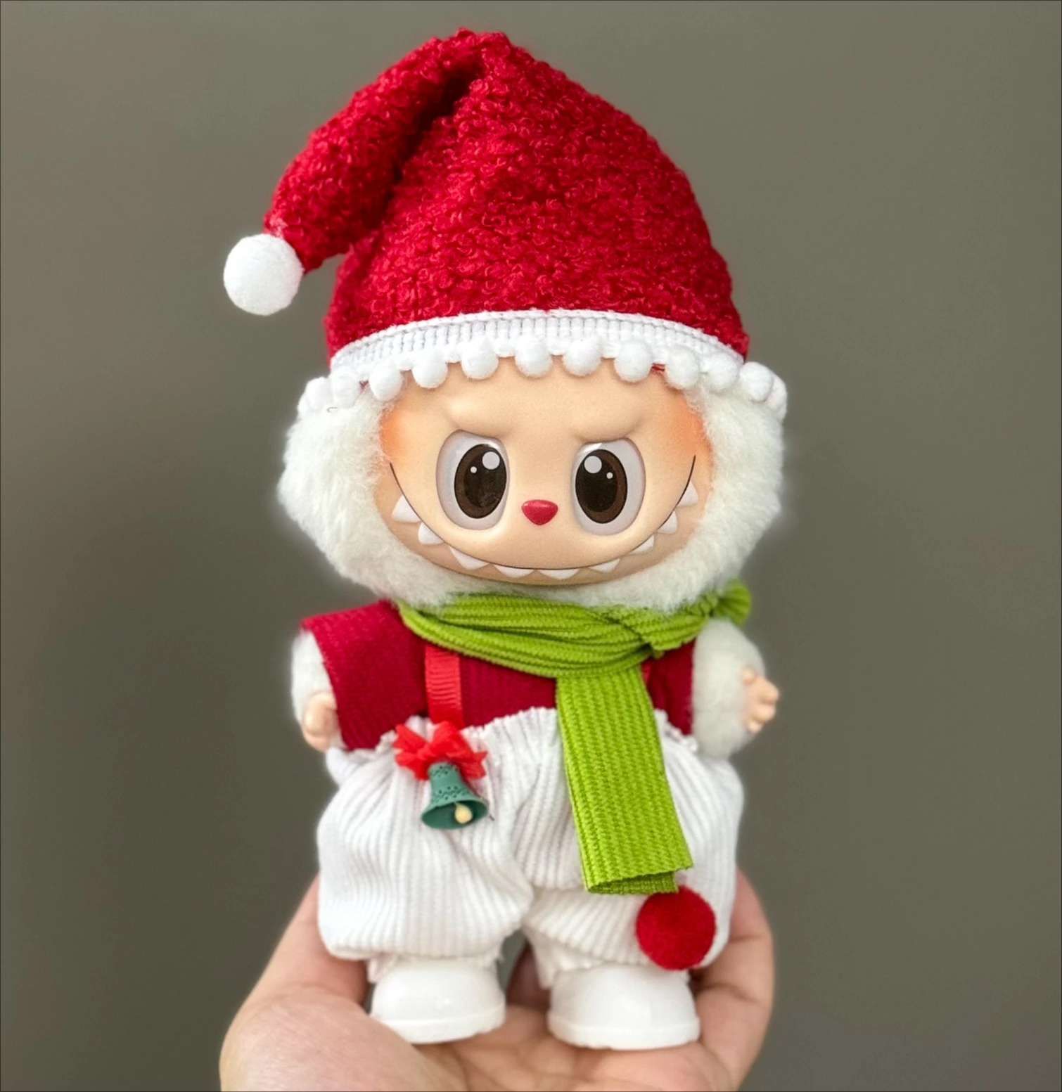 17 cm Labubu Pop Kerstkleding Set Feestelijke Kerstman Sneeuwpop Outfit Zachte Comfortabele Pop Kleding Hot