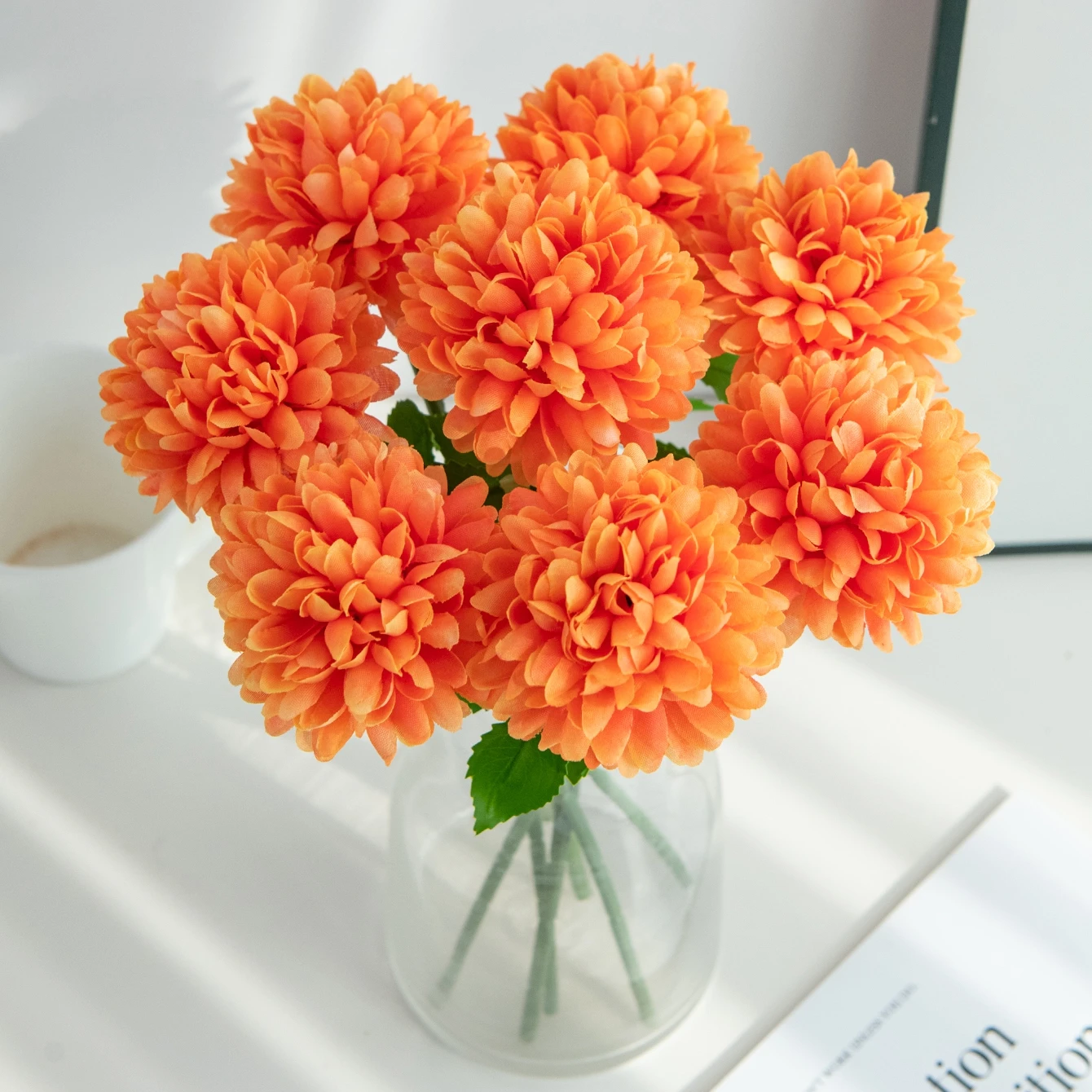 5 Stück Seiden-Kugelchrysanthemen, Künstliche Hochzeitsblumen, Deko für Vasen, Boxen, Heim, Zimmer, Scrapbooking, Blumengeschenk-Arrangement, Zubehör – Detail 6