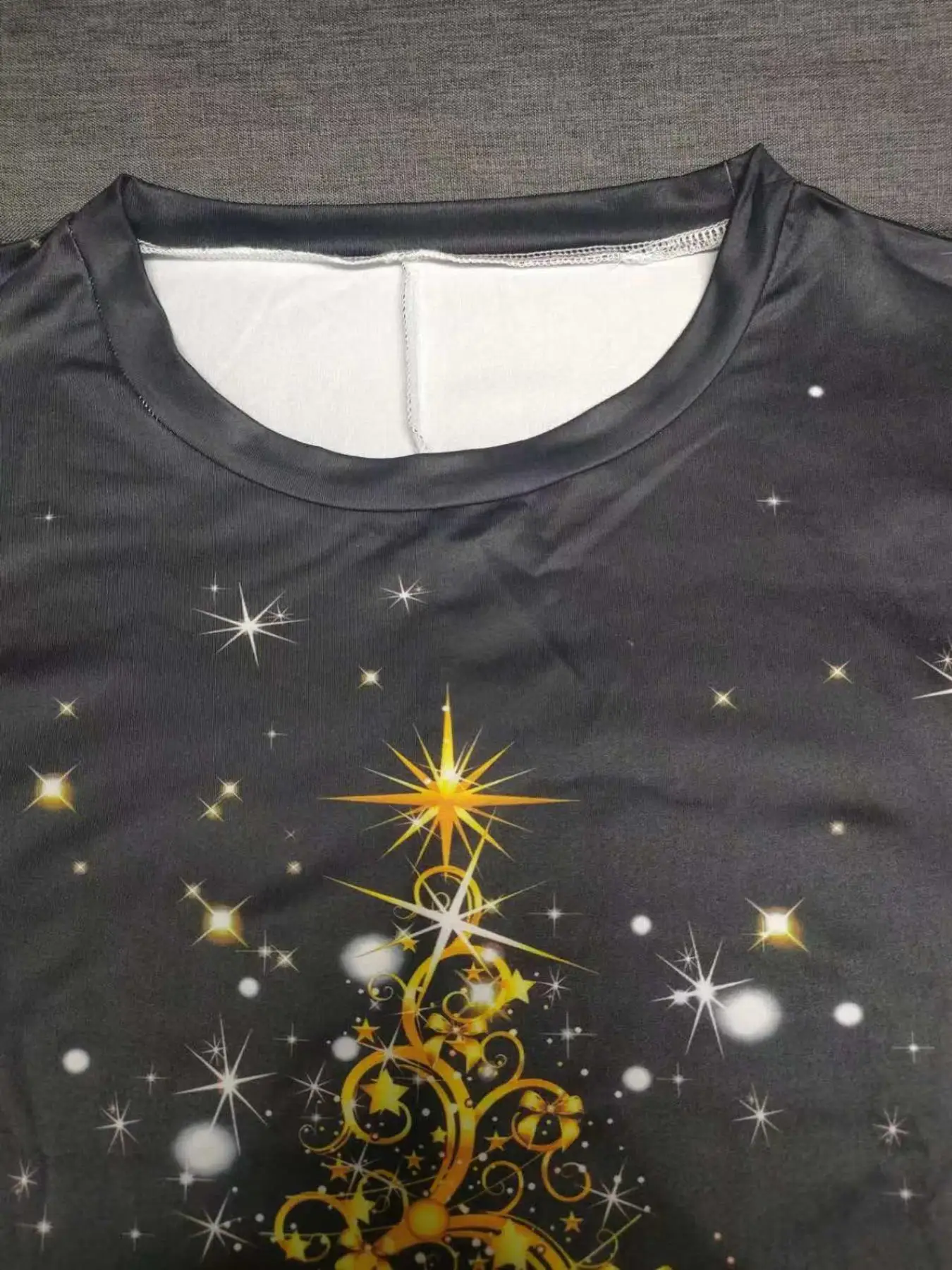 Christmas tree print round-neck mid-length T-shirt, casual long-sleeved top for autumn and winter, women's clothing with double