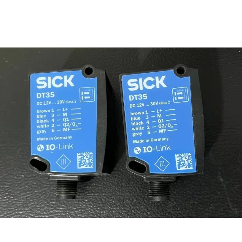 Second hand DT35-B15251  1057652  sensor tested OK and shipped quickly