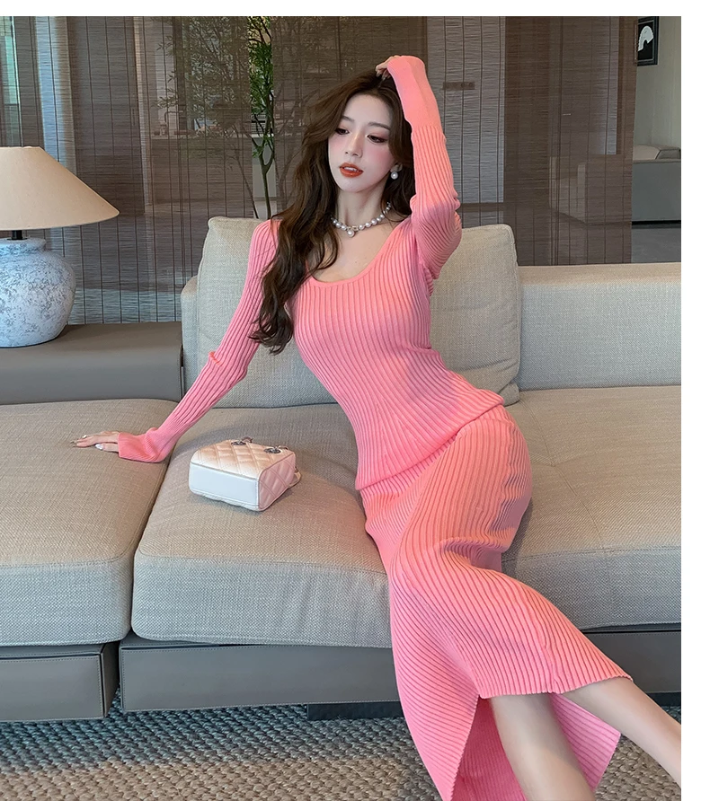 Langes Strickkleid für Damen 2026 Herbst Winter Neuerscheinung Langes Kleid mit Trompetenärmeln und V-Ausschnitt Koreanischer Stil Modisches Damenkleid – Detail 9