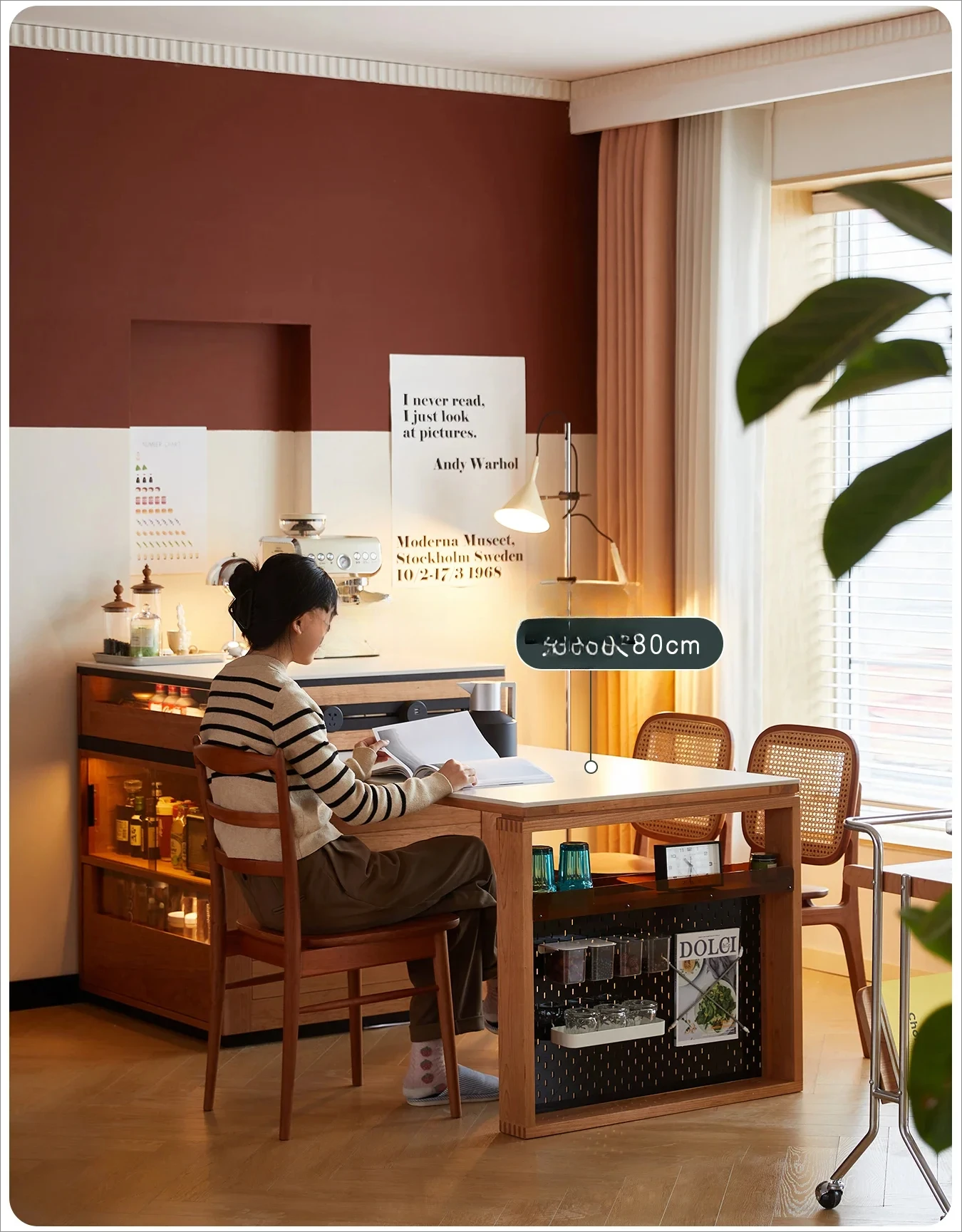 

Обеденный стол-остров из массива дерева со встроенной выдвижной секцией, японская вишня, барный шкаф-тумба, столешница из каменной плиты