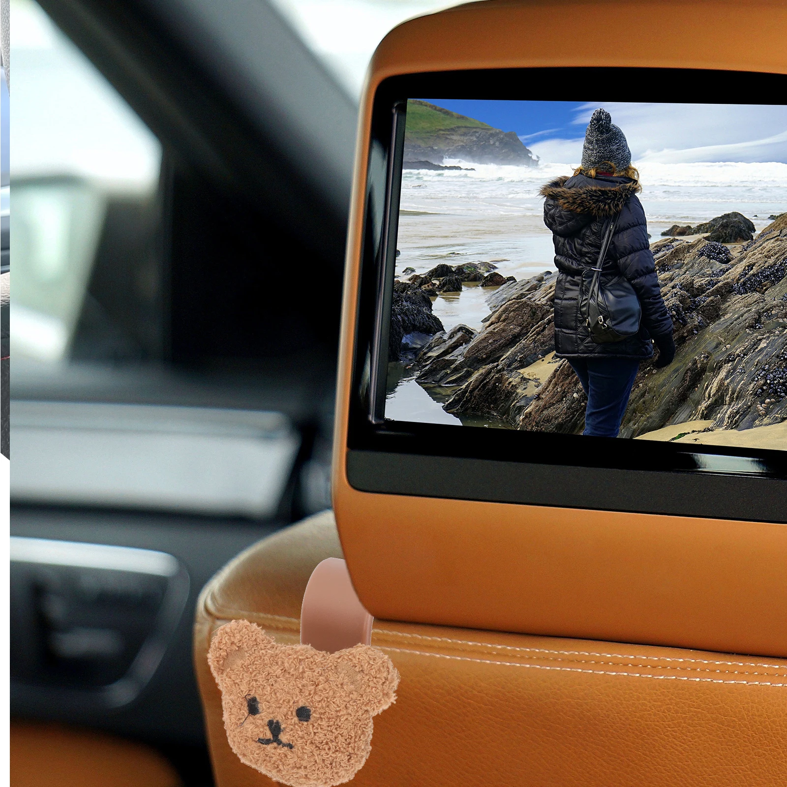 

2pcs Car Seat Back Hooks Lovely Bear Durable PP Material Cartoon Car Accessories Storage Solution Multi-functional Vehicle Hooks