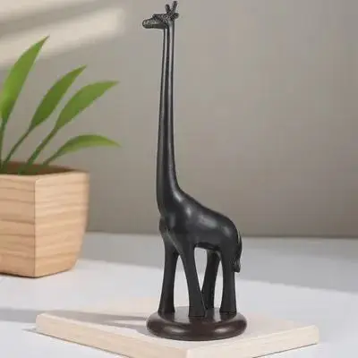 

Giraffe Paper Towel Holder Simple Chic Kitchen Roll Stand Bathroom Tissue Rack Modern Home Decoration Paper Towel Holder