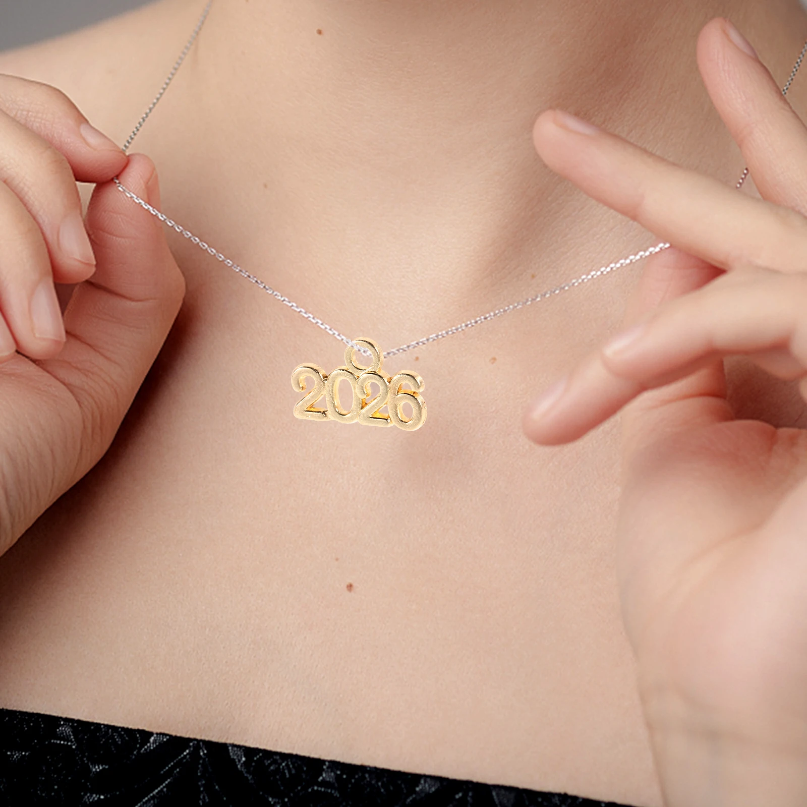 

100 pcs 2026 Year Number Charms Alloy Pendant Keychain Accessories Diy Necklace Jewelry Making Bracelet Key Pendant Vintage