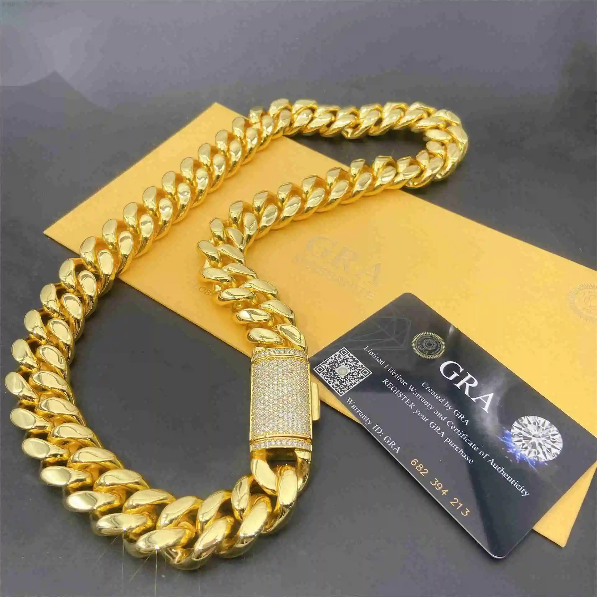 

Iced Out модные украшения 12 мм 14 мм кубинская цепочка с инкрустацией S925 стерлингового серебра Vvs муассанит с бриллиантовой пряжкой ожерелья