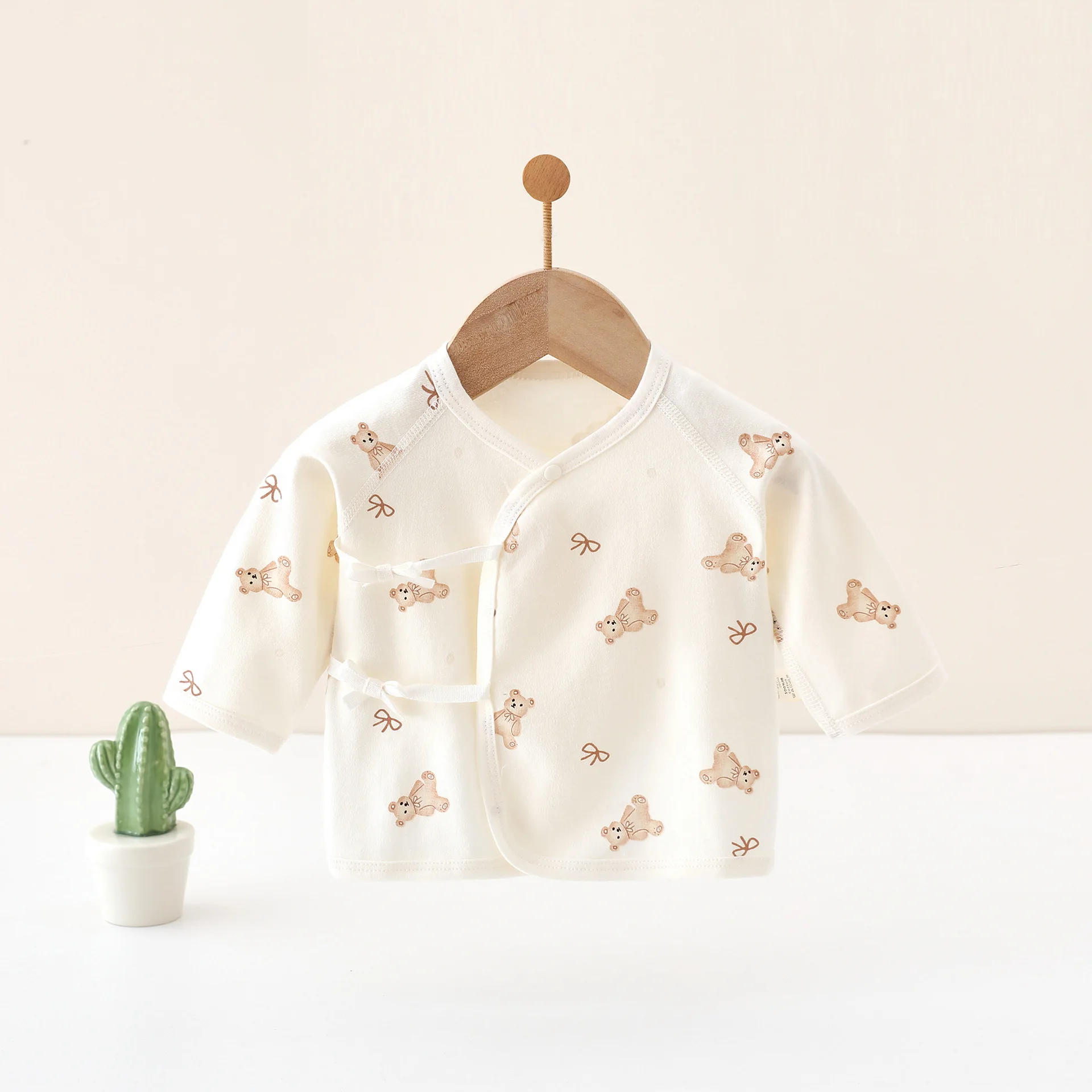AYNIGIELL Newborn Baby Top 0-3M Delivery Room Baby Close Fitting Jacket, Soft Pure Cotton Clothing for Male and Female Babies
