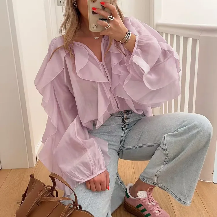 

Sexy See-tough Long Sve Chiffon irt Design with Lace Trim European Sle Loose Fit Sun Protection Thin Fabric Women's ...