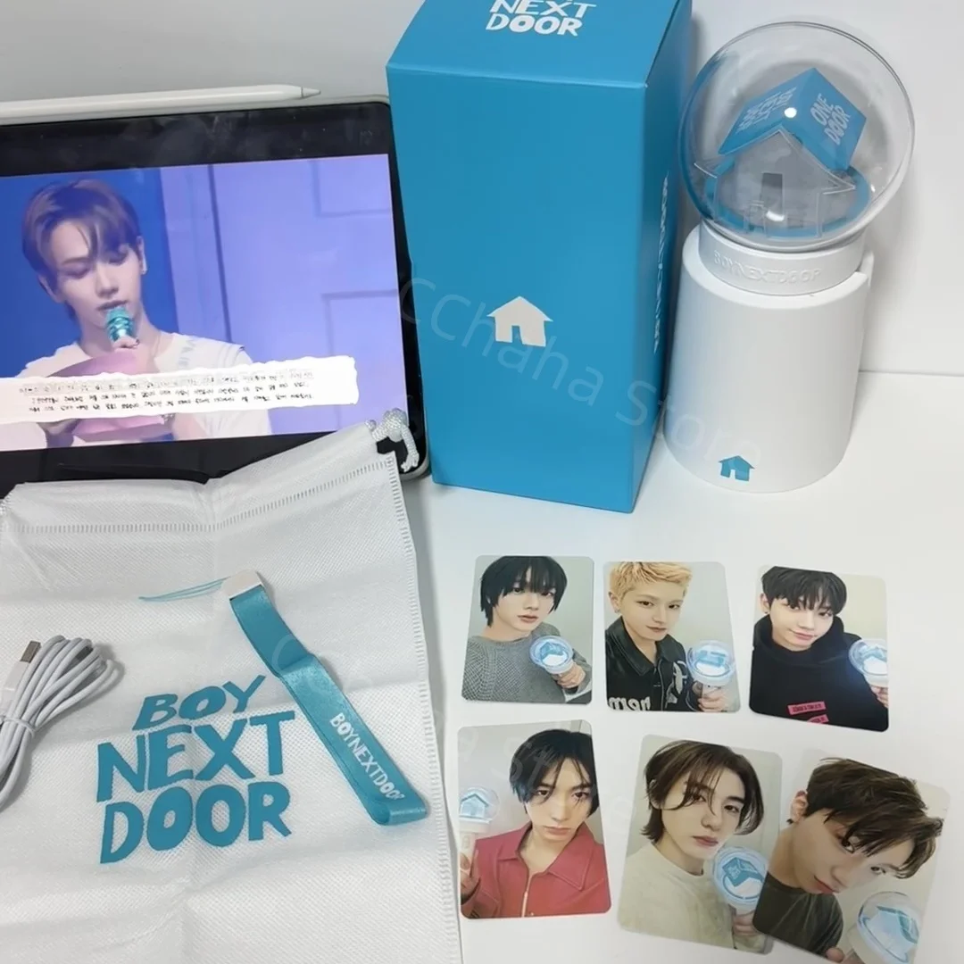 

Kpop BOYNEXTDOORs Lightstick With Bluetooth Hand Lamp Concert Hiphop Party Light Stick Flash Fluorescent Stick Fans Collection