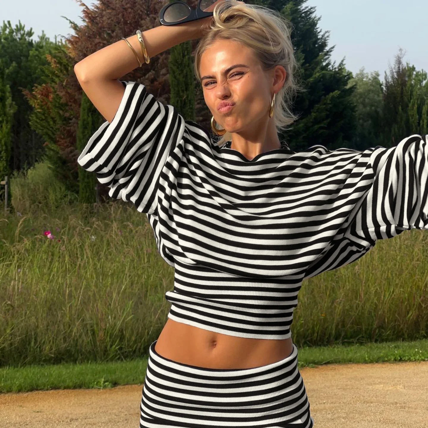 Lazy style striped contrasting casual bat sleeve waist cinched Top+ A-line short skirt two set
