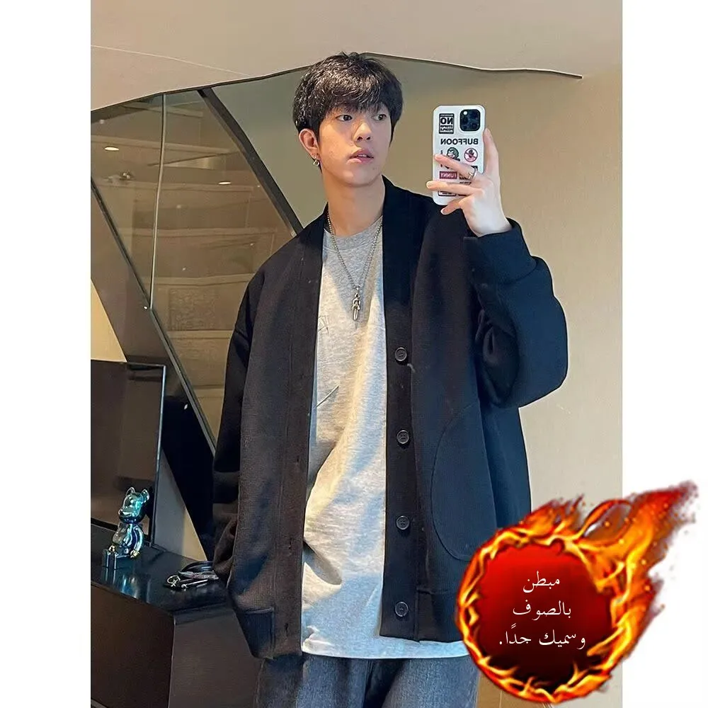 

Men's Pure Bla V-Ne Knitted Jaet Lazy Sle Casual Spring Autumn Coat Couple's Faion High-End Tussah Pattern Cardigan