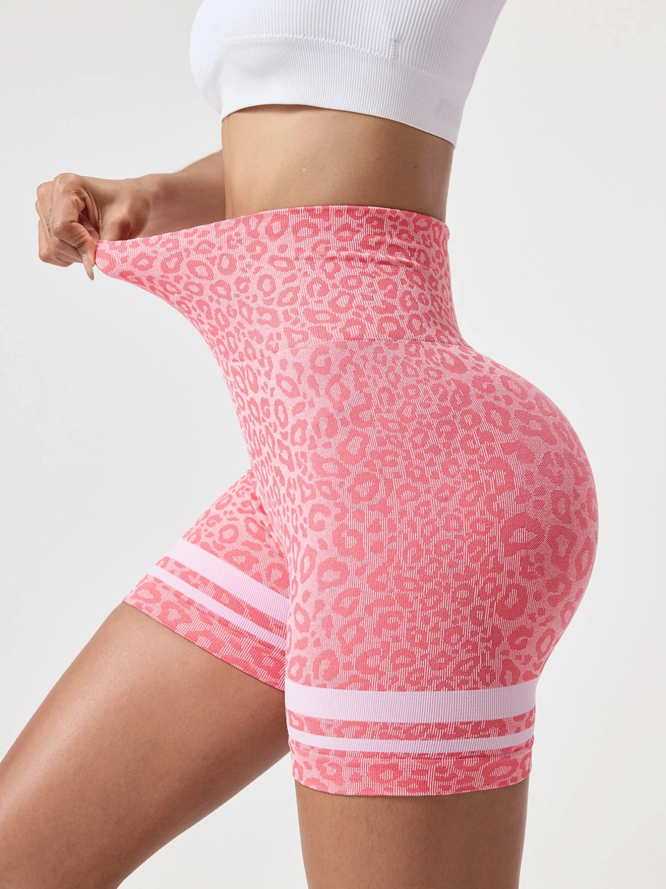 Seamles Leopard Yoga Shorts High Waist Elastic With Anti-slip Strips Tummy Control Fitness Gym Running Yoga Leggings