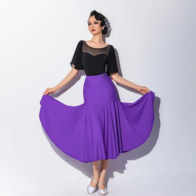 

Костюмы для современного танца 2025 для женщин, черное боди, фиолетовые большие распашные юбки, костюм для вальса, одежда для бальных танцев DQS20797