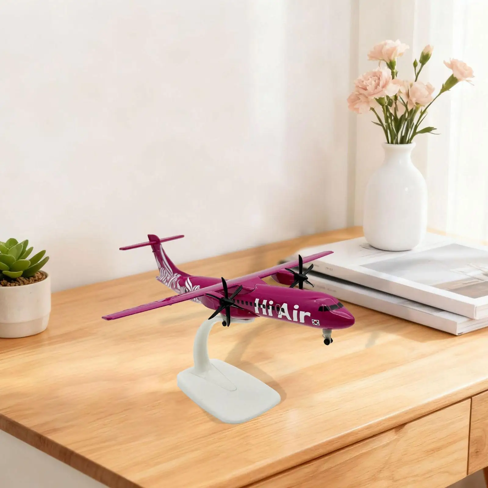 1/200スケールの飛行機模型、装飾用シミュレーション合金航空機モデル、リビングルームのテーブルやキャビネットのコレクターズアイテム