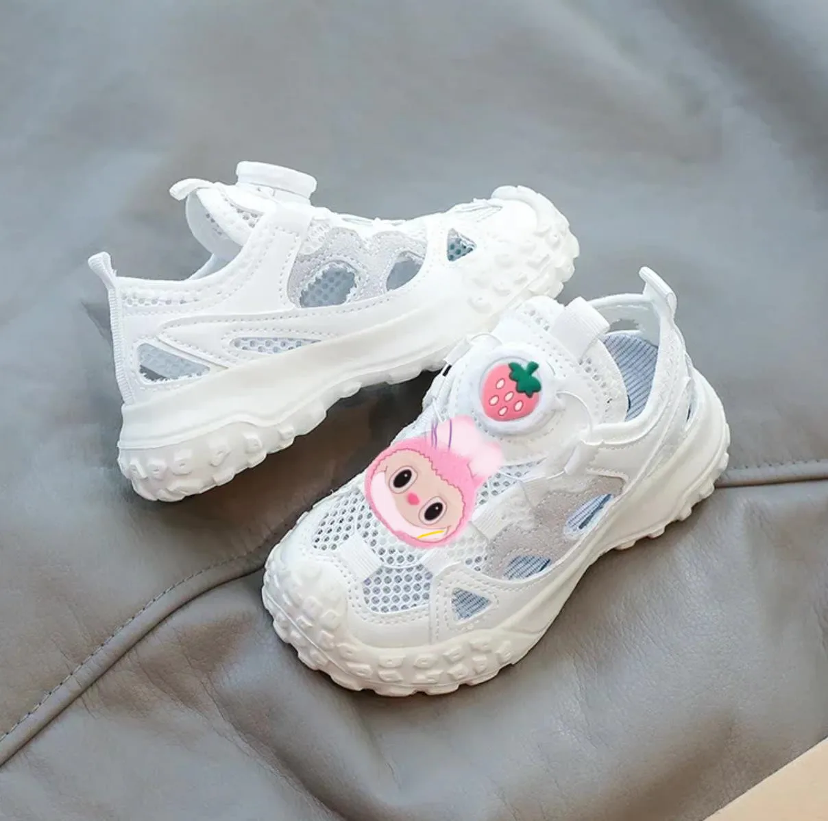 

miniso baby running Shoes childrens cute Mesh Casual Shoes for 12labu1Girl Breathable Beach Shoes Summer Sneakers Boys Sandals