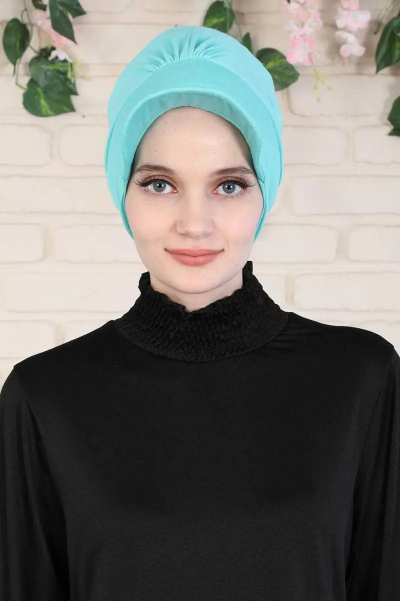 

Combed cap turquoise