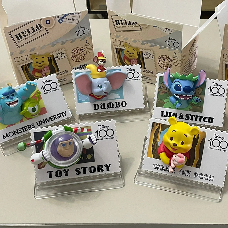 Miniso Disney 100th ANNIVERSARY VINTAGE แสตมป์กล่องตาบอด Creative ตู้เย็นแม่เหล็ก Mystery กล่องของขวัญวันเกิดสําหรับเพื่อน