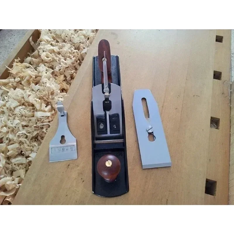 

Bedrock Pattern Hand Jointer Plane for Fine Woodworking Bench Use - Precision Tool for Craftsmen And Woodworkers