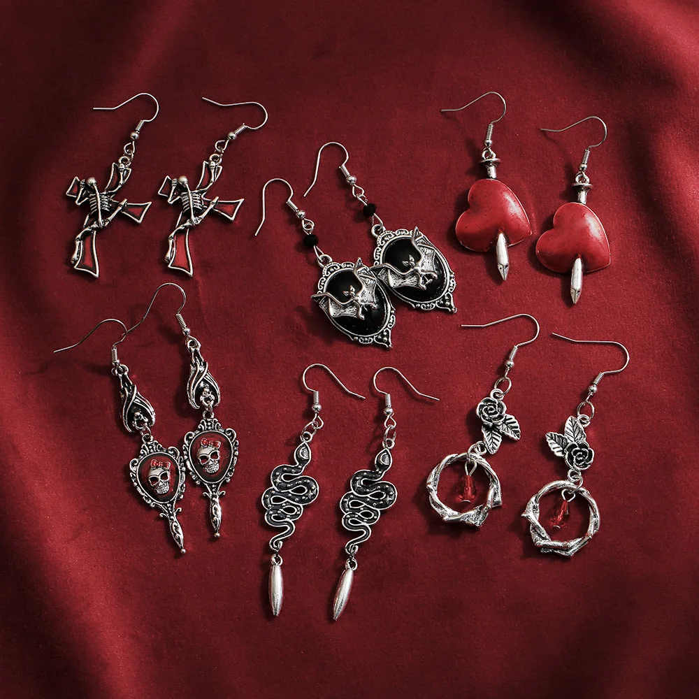 개성이 돋보이는 레트로 DIY 고딕 스타일, 해골 박쥐 원바늘 피어싱 패셔너블한 의류 및 액세서리