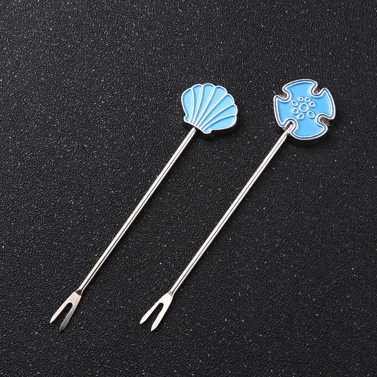 

2 Sets Heart Shaped Fruit Dessert Cake Forks Party Wedding Supplies Platter Picks Stylish Tableware Kitchen Bar Home