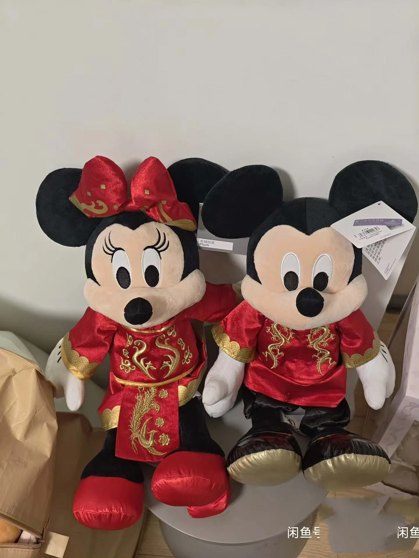 Geniune Shanghai Disneyland Mickey Minnie Red Wedding Happy Clothes 40 cm Plush Toy Doll