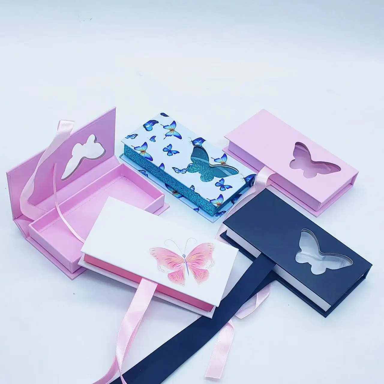 

Wholesale Square Butterfly Ribbon Lash Case Empty Lash Box Mink False Eyelash Packaging Boxes Glitter Paper Magnetic Box Makeup