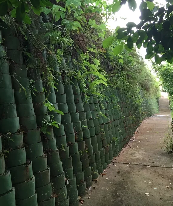 Geocellula in plastica HDPE testurizzata Geocell in plastica Geosintetica Griglia di ghiaia Sistema di confinamento cellulare Produttore di geocellule