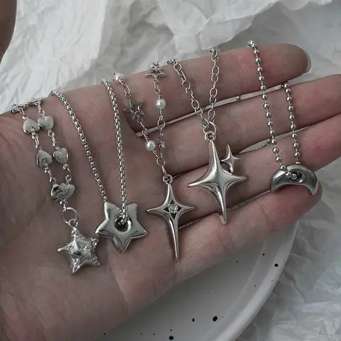 Y2K Mangxing Moon Pendant Necklace Set, Personalized Inlaid Water Diamond Star Love Snake Bone Chain Necklace, Suitable for Wome