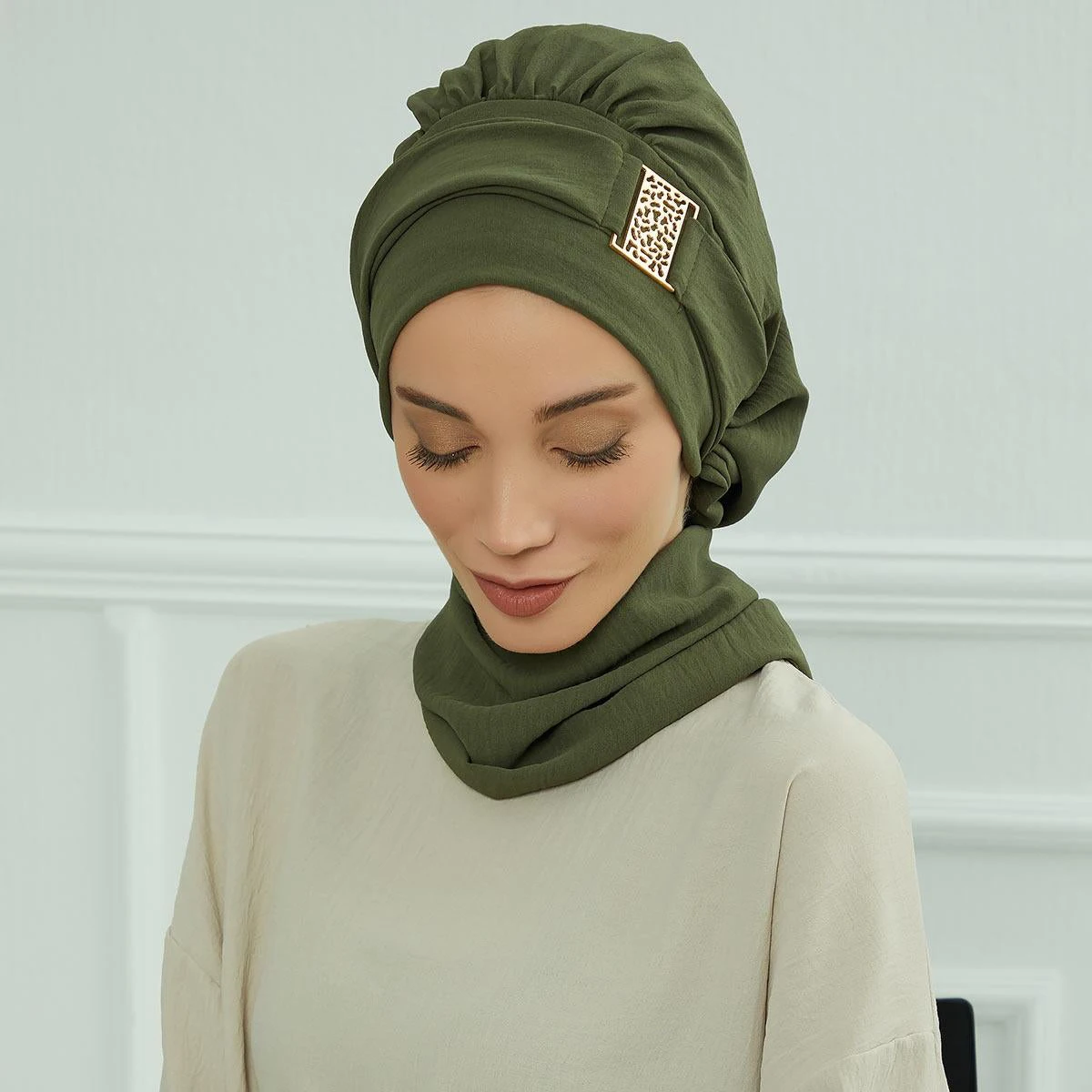 Turban Hijab instantané pour femmes musulmanes, bandeau de sauna pour dames, élégant et uni, design en métal