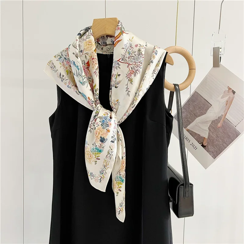 New Mulberry Silk Scarf Women Hand-Rolled edges Bandanas Top Accessories Square Head Neck Shawls Spring Decoration 90cm