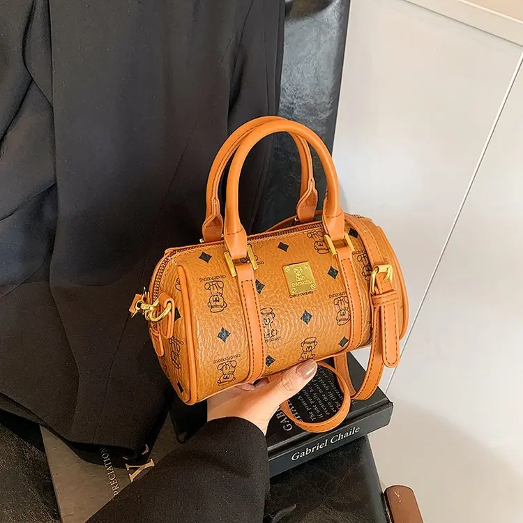 

Лето 2024, новинка 2024, популярная корейская универсальная портативная сумка-подушка большой вместимости, нишевая текстурированная сумка через плечо