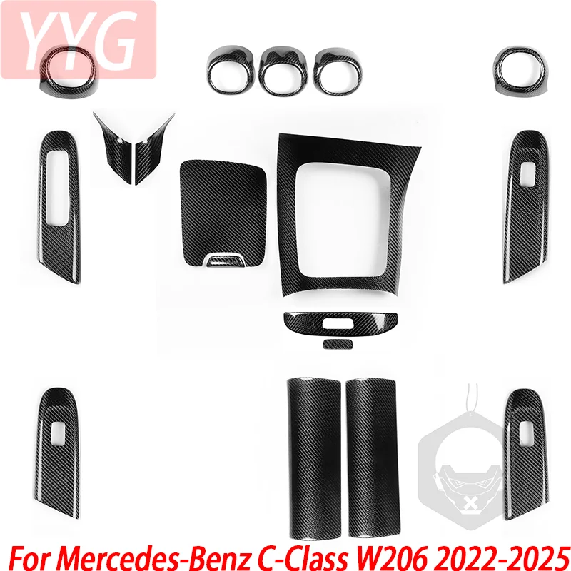 

Для Mercedes-Benz C-Class W206 2022-2025: накладки из карбона на панель приборов, руль, боковые вентиляционные отверстия, панель подлокотника, элементы отделки интерьера автомобиля