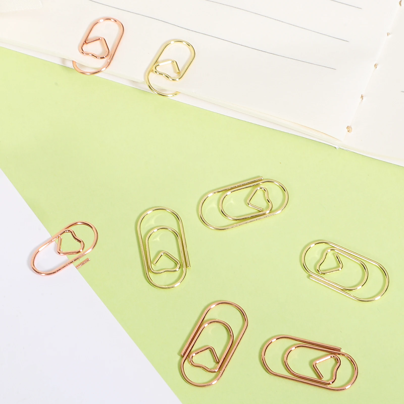 400 قطعة من المشابك المزخرفة على شكل قلب من الورق المعدني لمكتب المدرسة والمنزل وتنظيم القرطاسية ومشابك الموثق #2